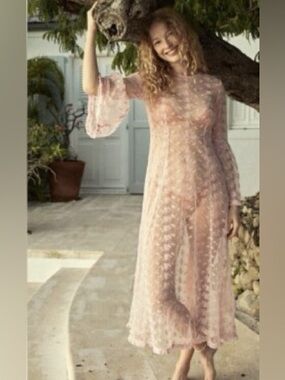 Doen Pink Lace Maxi Dress
